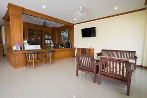 Pranang Flora House