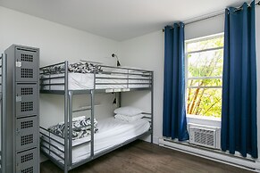 HI Kelowna Hostel