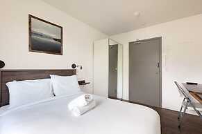 HI Kelowna Hostel