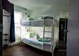 HI Kelowna Hostel