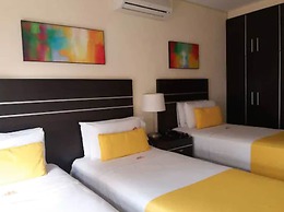 Puerto Mercado Hotel