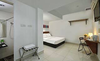 V Hotel