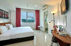 V Hotel