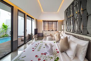 Javana Royal Villas