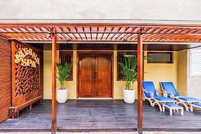 Javana Royal Villas