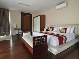 Javana Royal Villas