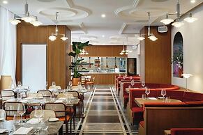 Roomers Berlin Steinplatz, Autograph Collection