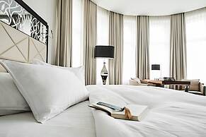 Roomers Berlin Steinplatz, Autograph Collection