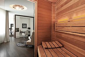 Roomers Berlin Steinplatz, Autograph Collection