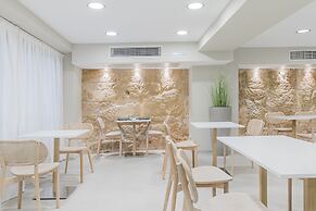 Hotel Almudaina