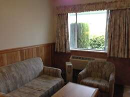 Rainbow Motor Inn