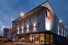 ibis Clermont Ferrand Nord Riom