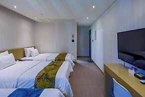 Namsan Hill Hotel