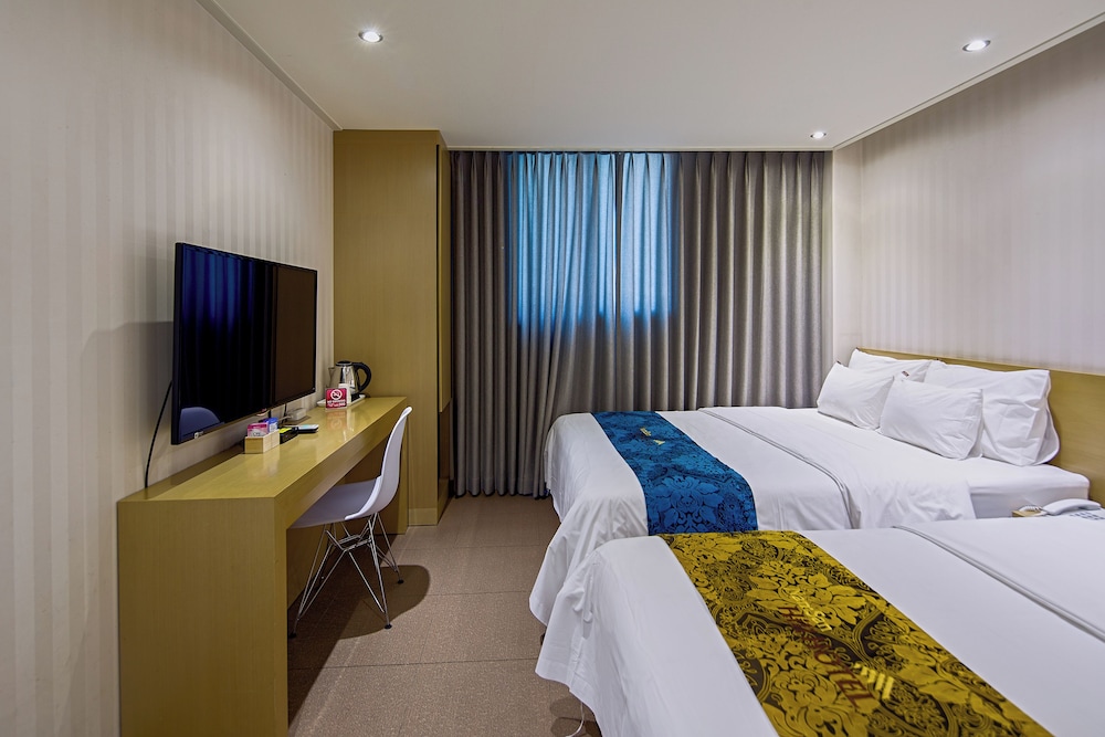 Namsan Hill Hotel