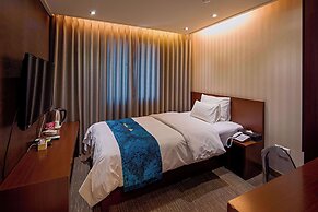 Namsan Hill Hotel