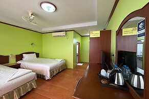 Me Mee Place & Tour Krabi