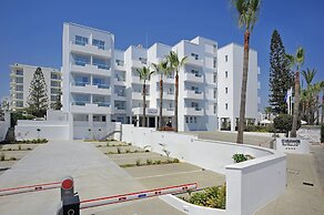 Okeanos Beach Boutique Hotel