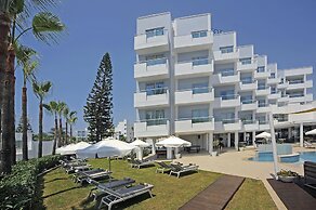 Okeanos Beach Boutique Hotel