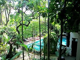 Yantarasri Resort