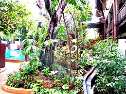 Yantarasri Resort