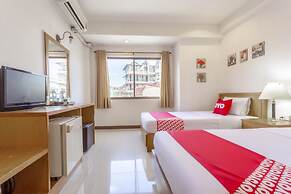 Super OYO 1096 Winner Inn Hotel