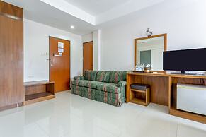 Super OYO 1096 Winner Inn Hotel