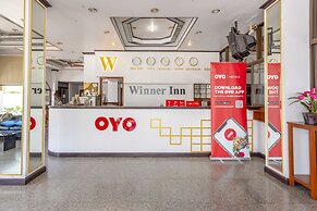 Super OYO 1096 Winner Inn Hotel