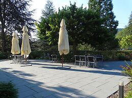 Hôtel Restaurant l'Echo du Lac & Spa