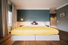 Blue City Hotel