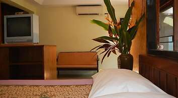 Sunrise Bungalow
