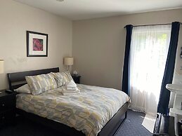 Cambie Lodge B&B