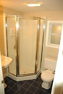 Cambie Lodge B&B