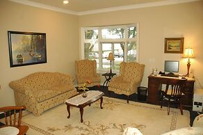 Cambie Lodge B&B