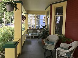 Douglas Guest House