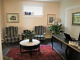 Douglas Guest House