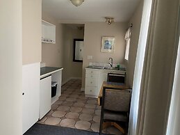 Douglas Guest House