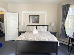 Douglas Guest House