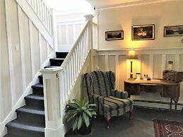 Douglas Guest House
