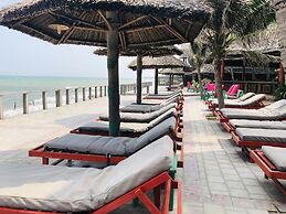 Full Moon Beach