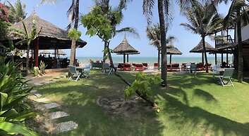 Full Moon Beach