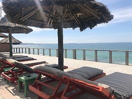 Full Moon Beach