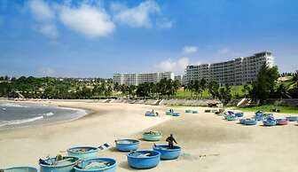 Full Moon Beach