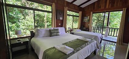 Heliconias Lodge and Rainforest