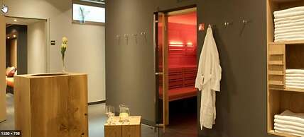Hotel Gude