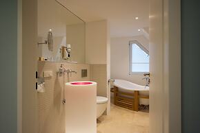 Hotel Gude