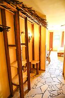 Backstage Hotel
