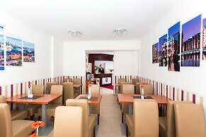 Hotel Condor