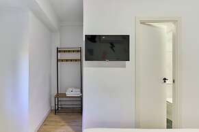 Hostal Carmen by gaiarooms
