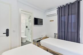 Hostal Carmen by gaiarooms