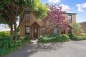 Hideaway on George